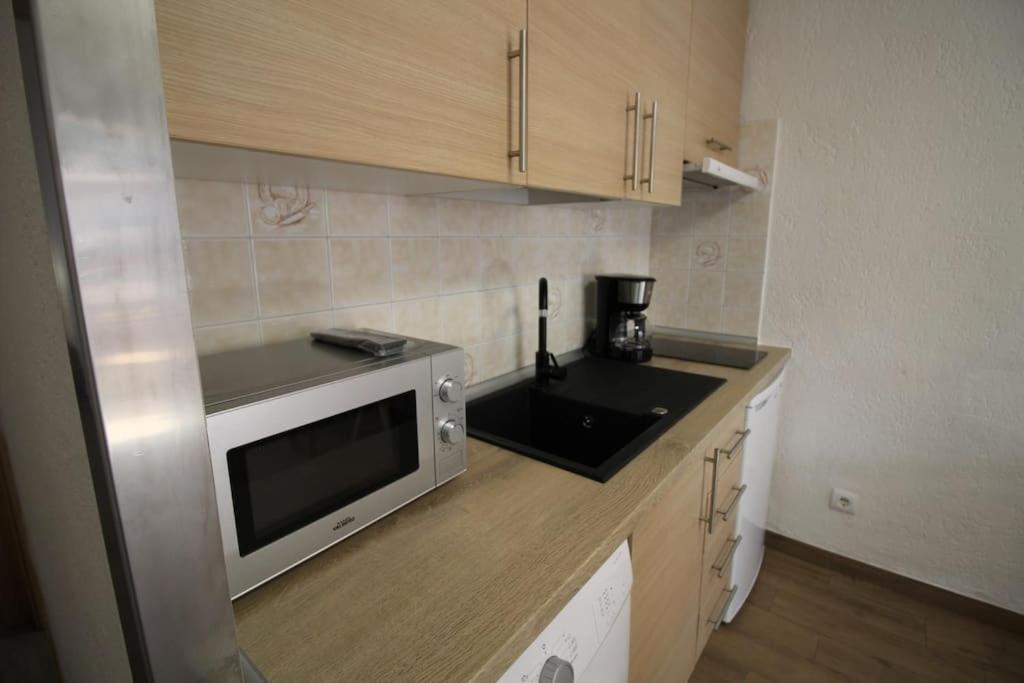 Appartement Situe A 100 M De La Plage Empuriabrava Exterior photo